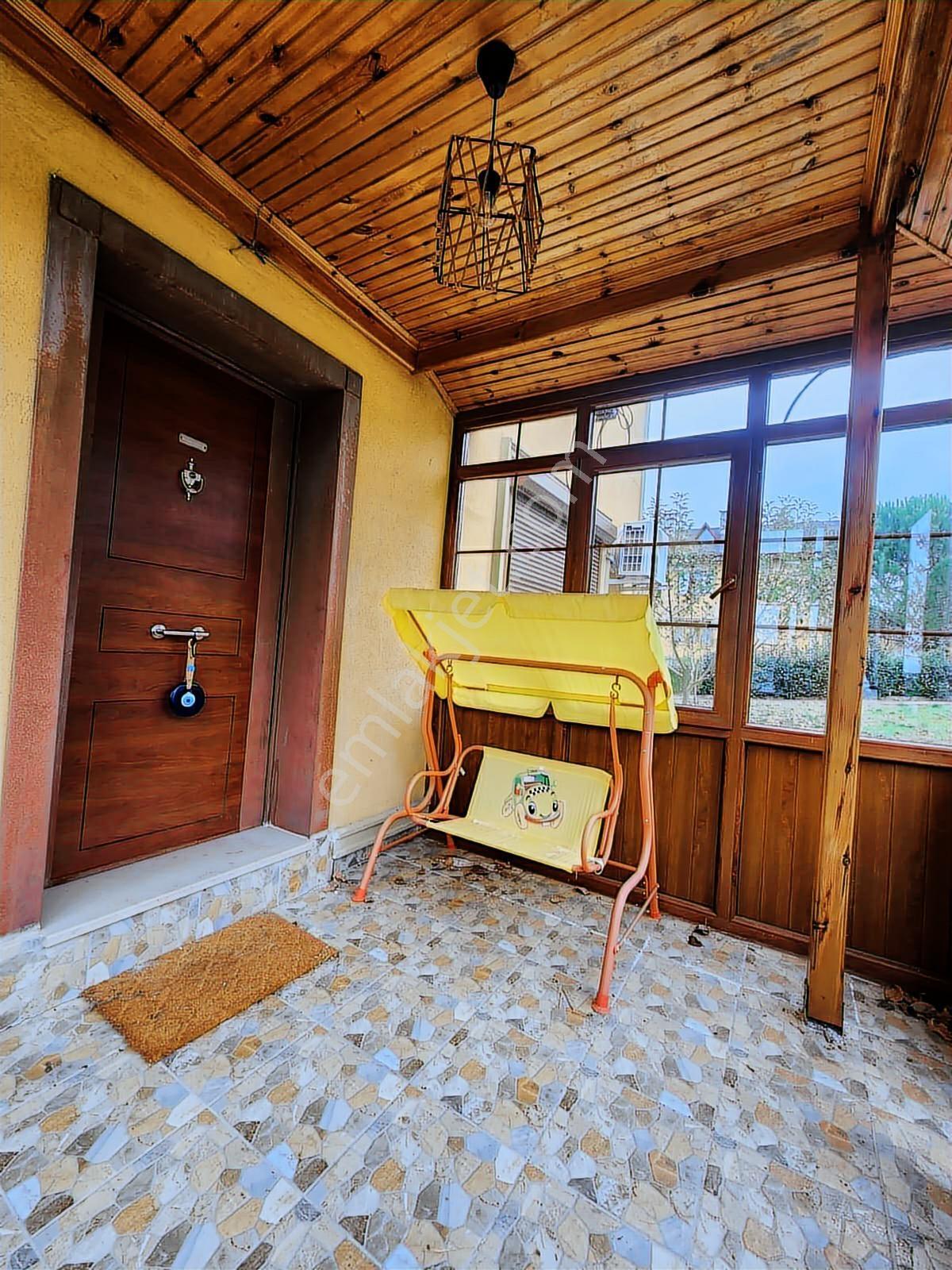 Fırsat Güvenlikli Sitede Trıpleks Luks Eşyalı Satılık Villa 5+1 - Görsel 24