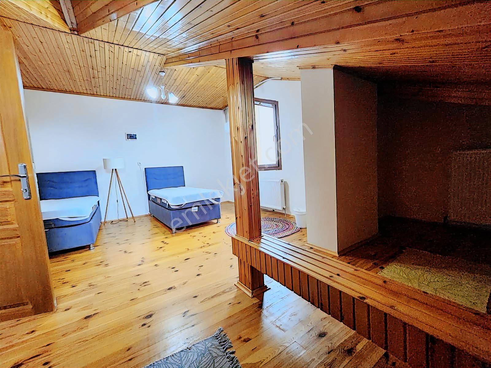 Fırsat Güvenlikli Sitede Trıpleks Luks Eşyalı Satılık Villa 5+1 - Görsel 26