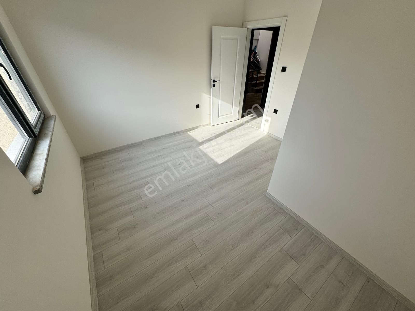 Yalova Cınarcıkta Dublex 2+1 Yeni Binada Sıfır Tesvikiye Plaslar Mevki De