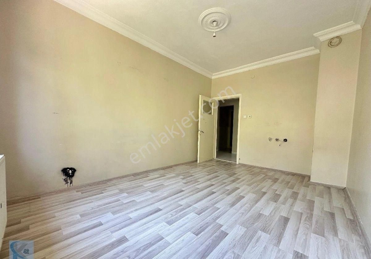 Başak Caddesi Üzeri Aşkar Hüyüğü Parkı Karşısı Geniş 3+1 Daire - Görsel 5