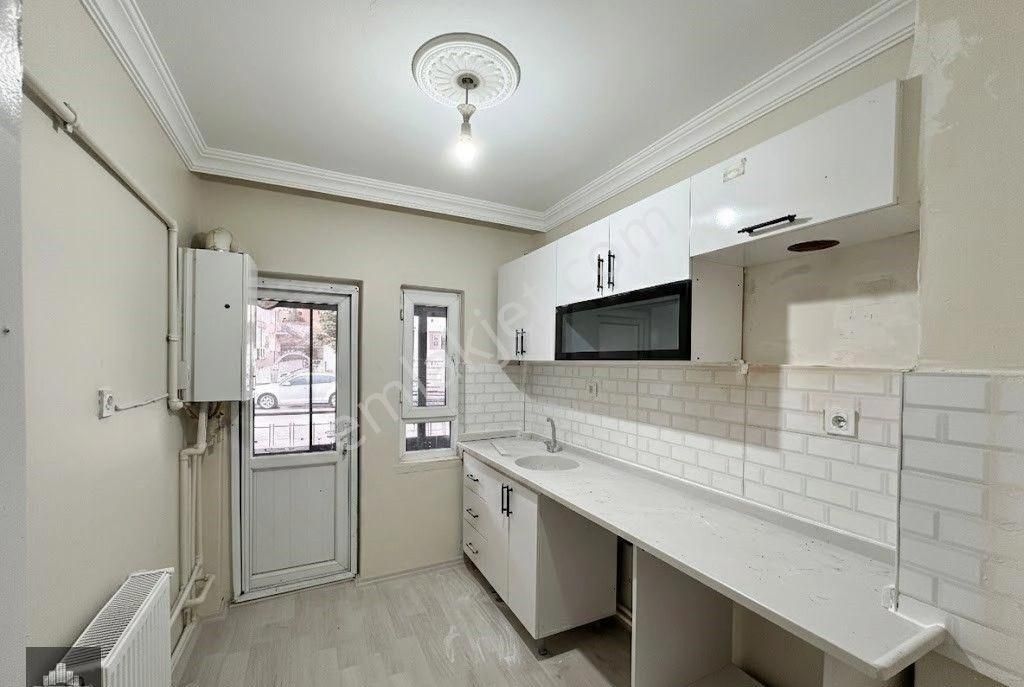 Uzman Emlak'tan İncirli Mh.de Yüksek Giriş Bağımsız Yapılı 3+1 Daire - Görsel 14