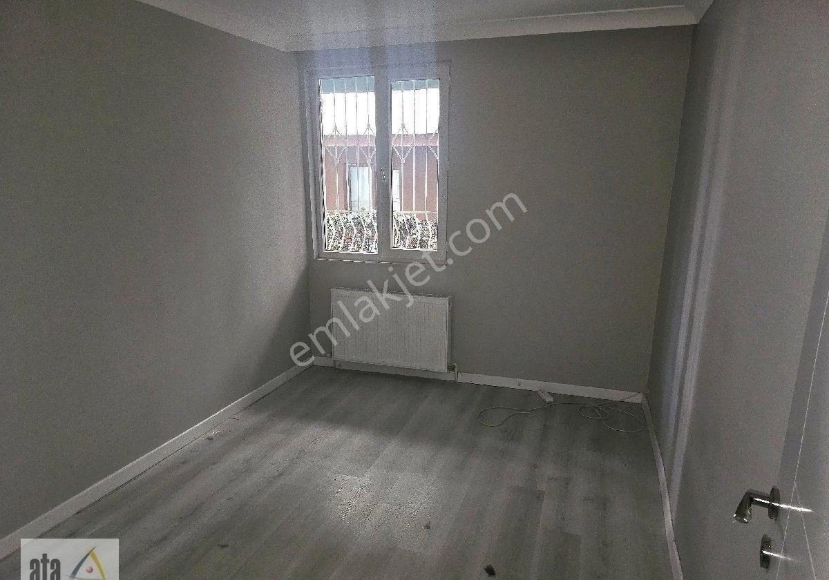 Gaziosmanpaşa Köroğlunda Bahçe Kullanımlı Bakımlı Kombili 3+1 - Görsel 14