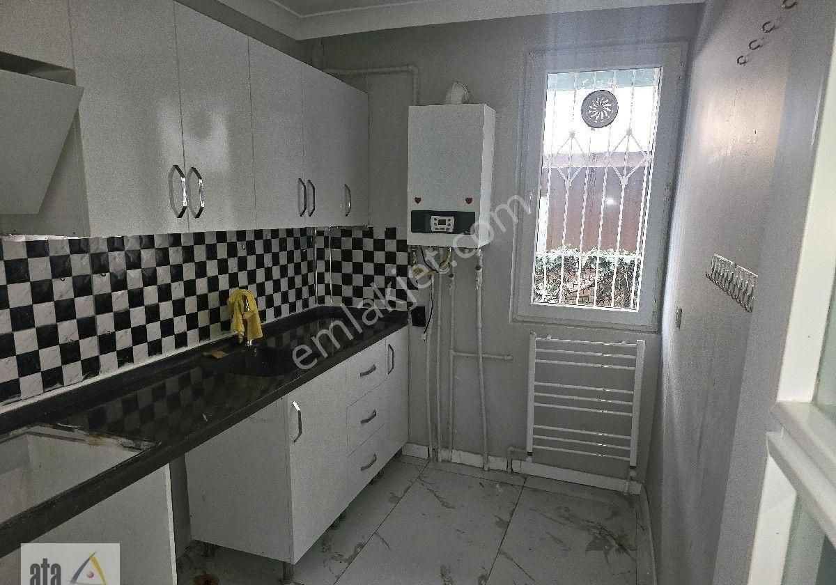 Gaziosmanpaşa Köroğlunda Bahçe Kullanımlı Bakımlı Kombili 3+1 - Görsel 10