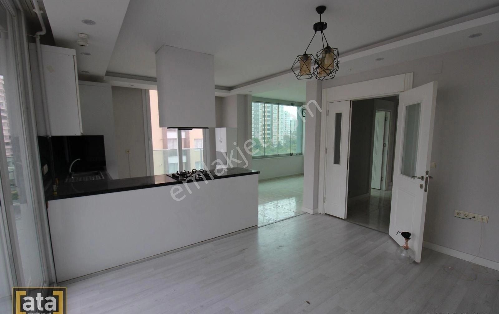 Vatan Caddesinde Yola Yürüme Mesafesinde Kombili Site İçi Kapalı Oto Parklı - Görsel 19