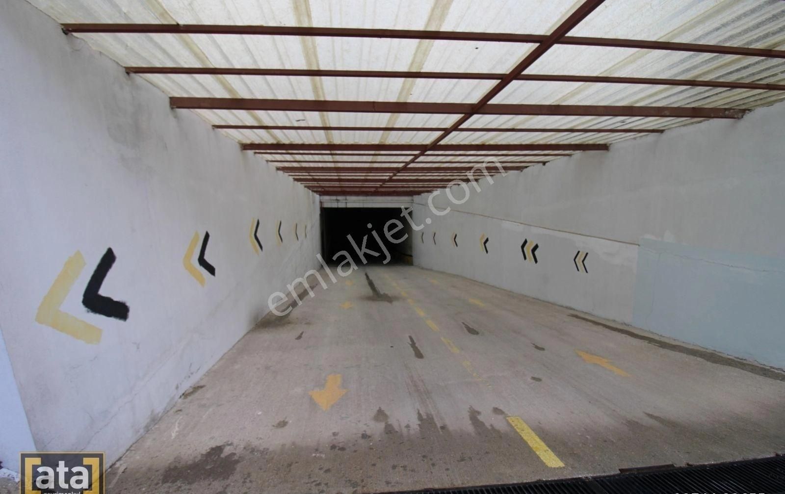 Vatan Caddesinde Yola Yürüme Mesafesinde Kombili Site İçi Kapalı Oto Parklı - Görsel 20