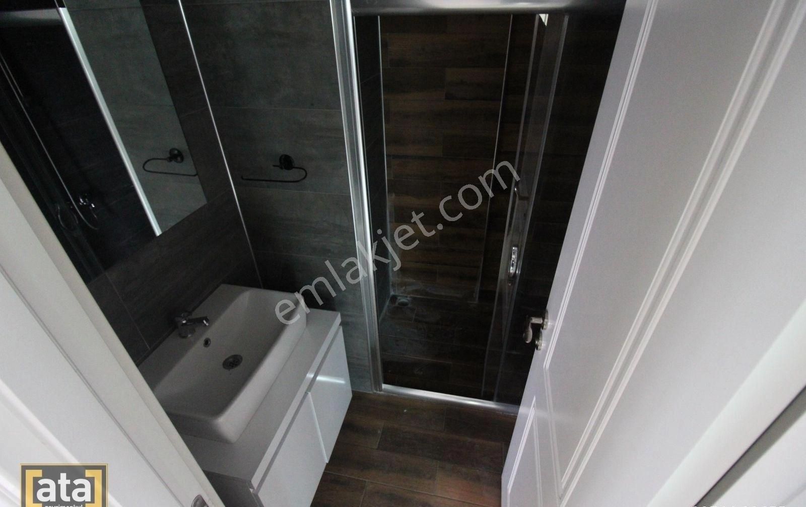 Vatan Caddesinde Yola Yürüme Mesafesinde Kombili Site İçi Kapalı Oto Parklı - Görsel 15