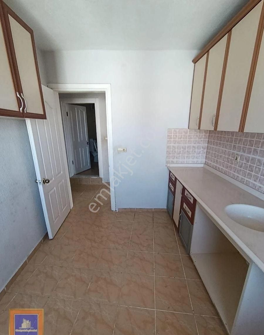Sürekli Boş Kiralık Kısmi Deniz Manzaralı Ön Cephe Daire - Görsel 8