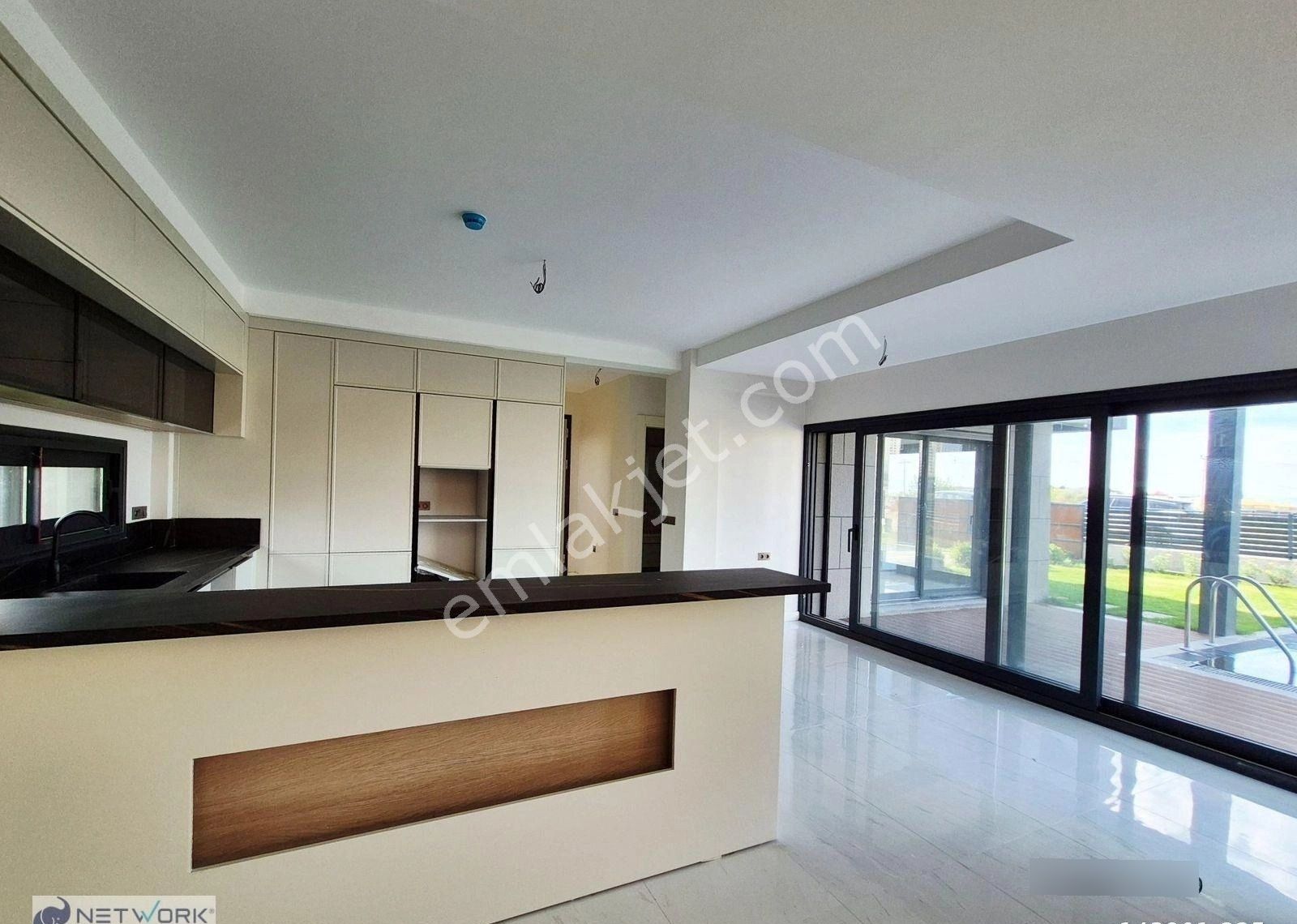 Kuşadası Satılık Full Deniz Manzaralı Lüks 4+1 Müstakil Villa - Görsel 23