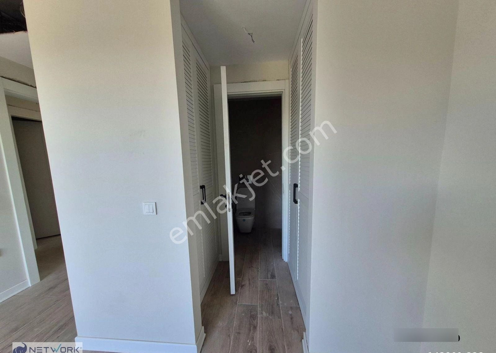 Kuşadasında Satılık Merkeze Yakın Havuzlu Bahçeli 4+1 Akdeniz Villa - Görsel 4