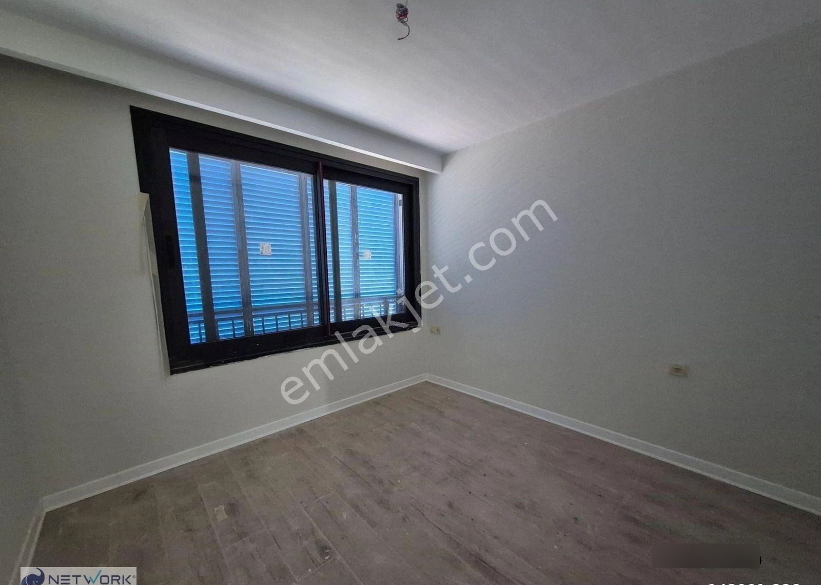 Kuşadasında Satılık Merkeze Yakın Havuzlu Bahçeli 4+1 Akdeniz Villa - Görsel 6