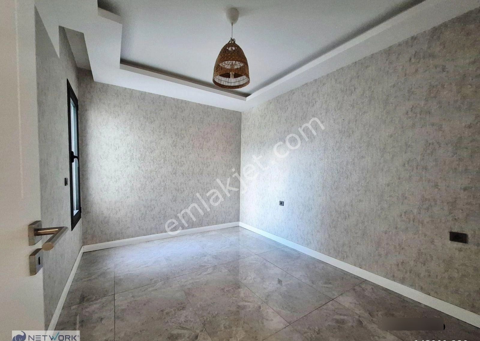 Kuşadası Avm Bölgesinde Satılık 4+1 Geniş Bahçeli Villa - Görsel 15