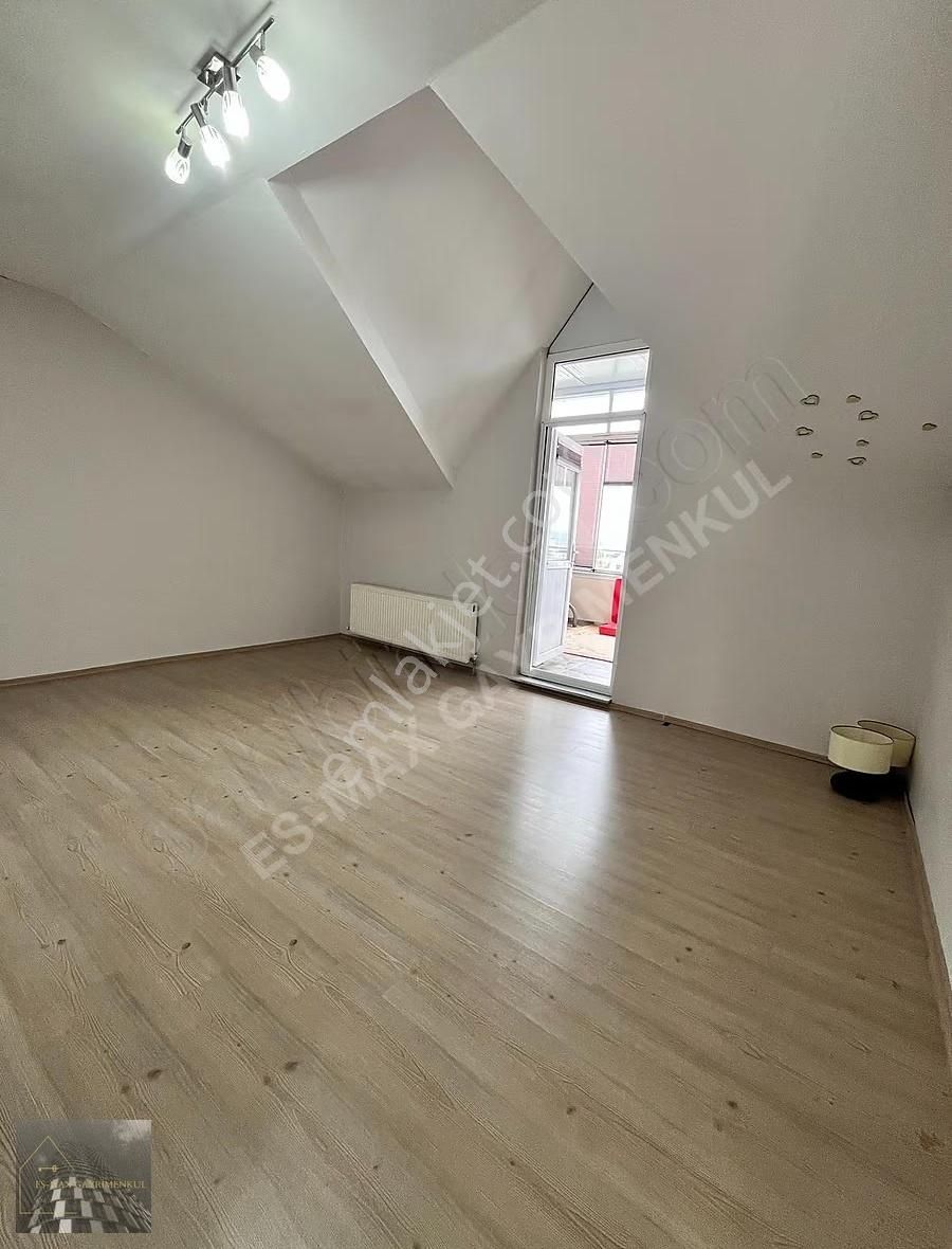 Nilüfer Üçevler'de Geniş 3+1 Çift Teraslı Dublex Kiralık Daire - Görsel 34