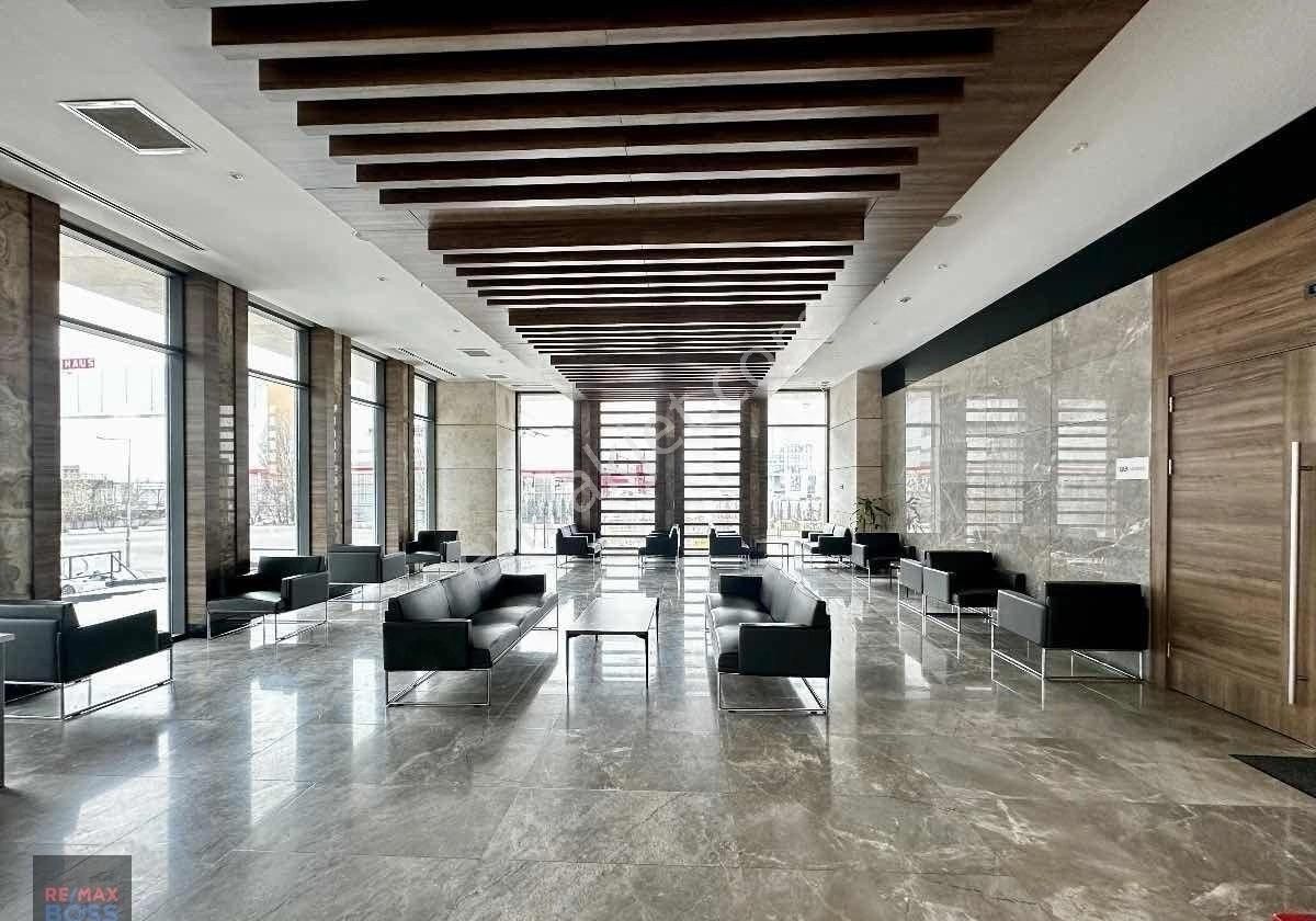 Nep Office'de Tam Kat Kiralık - Yüksek Katta Ve Lüks Plazada - Görsel 17