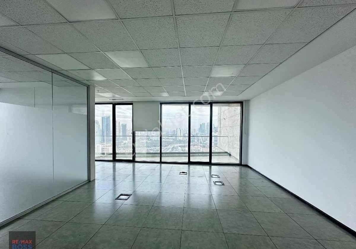 Nep Office'de Tam Kat Kiralık - Yüksek Katta Ve Lüks Plazada - Görsel 24