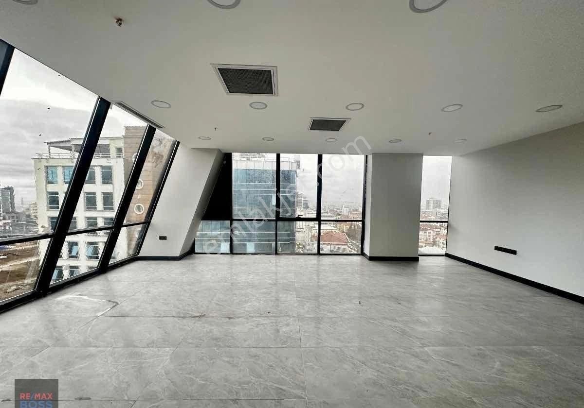 Balgat Prestij'te Geniş Alana Sahip - Her İşe Uygun Lüks Ofis - Görsel 15