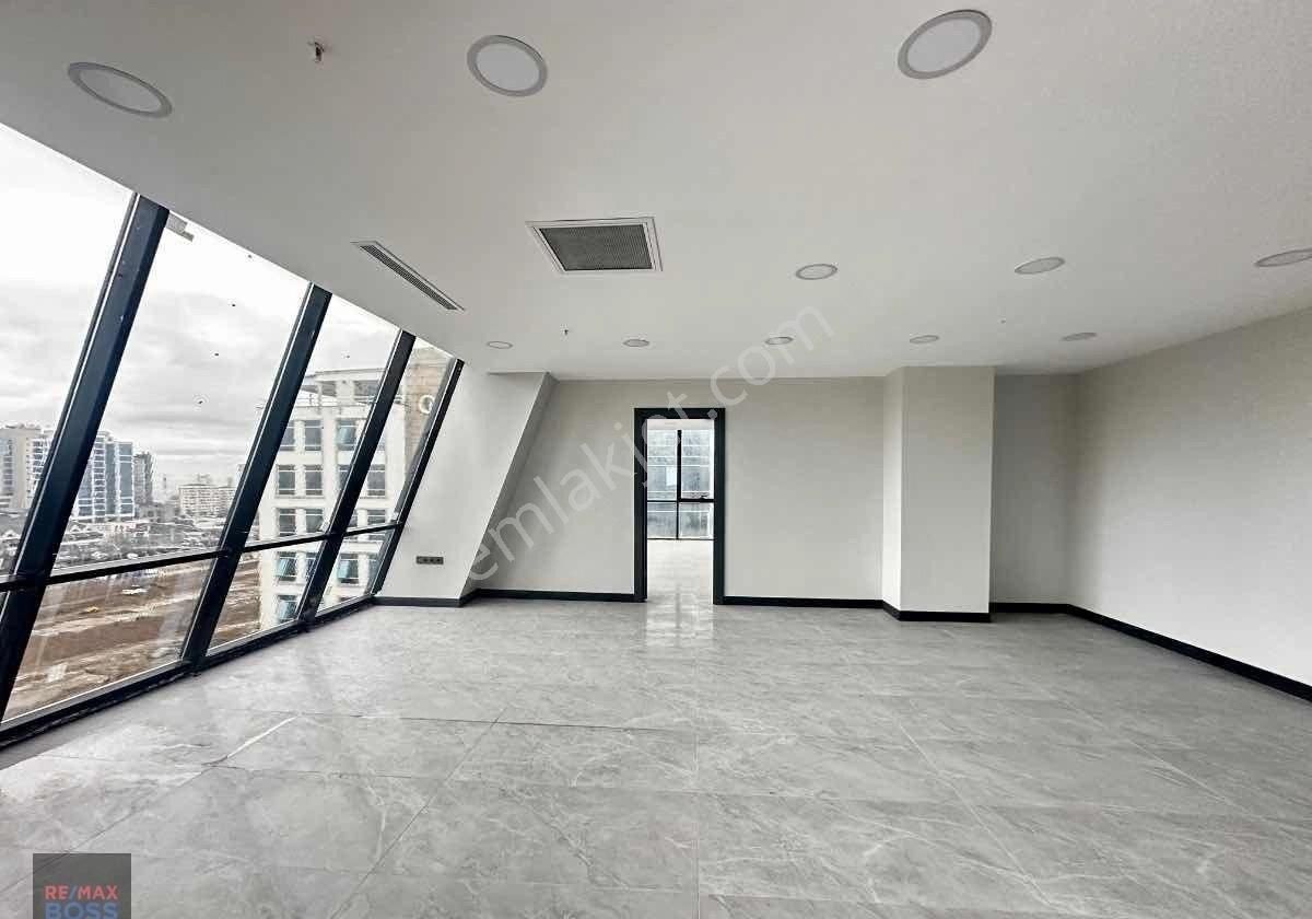 Balgat Prestij'te Geniş Alana Sahip - Her İşe Uygun Lüks Ofis - Görsel 9