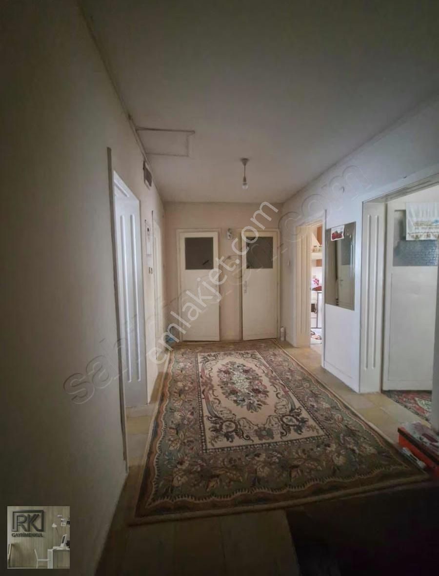 R.k Dan Tophanede Satılık Mustakil Bina - Görsel 5