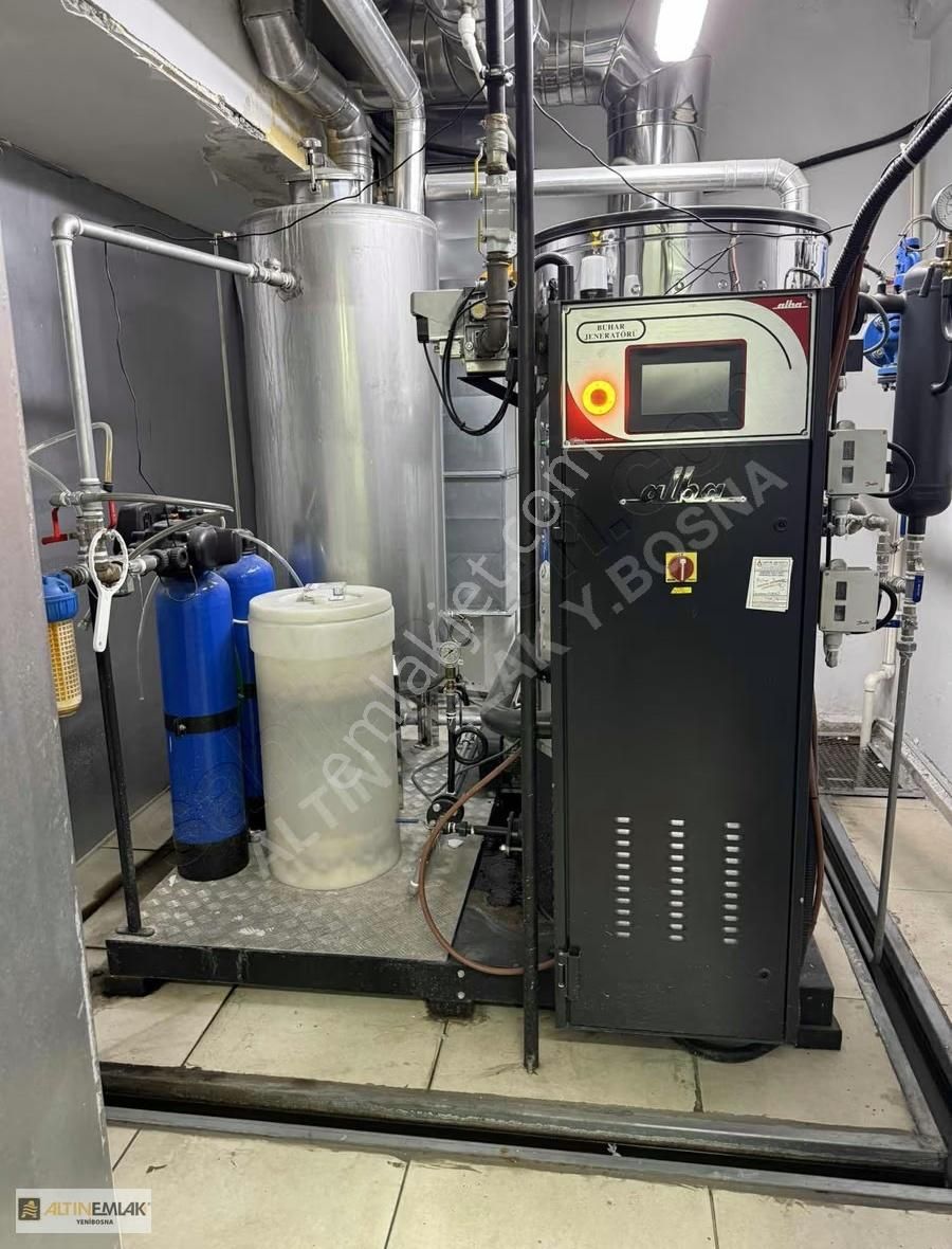 Halkalı'da Basın Ekspres'e Yakın, 6 Katlı Plaza Kiralık - Görsel 14