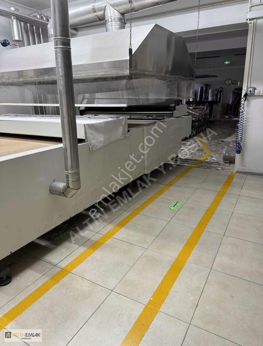 Halkalı'da Basın Ekspres'e Yakın, 6 Katlı Plaza Kiralık - Görsel 16