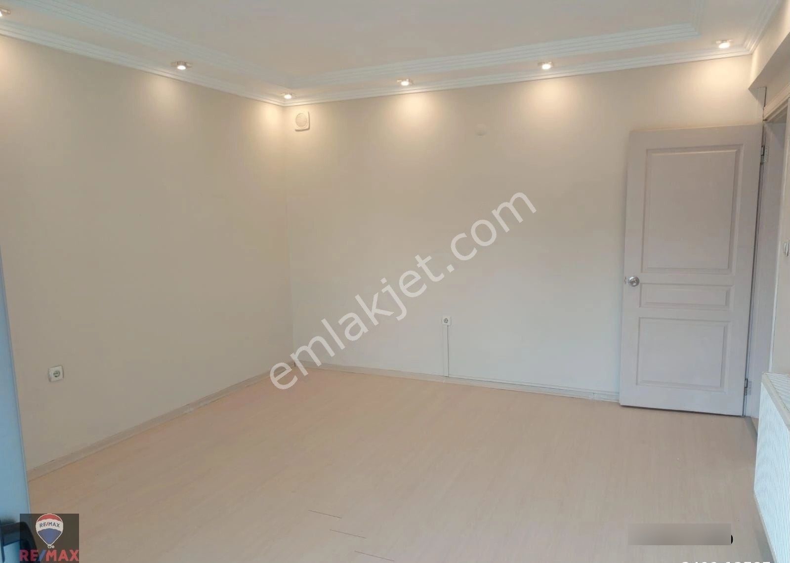 Karşıyaka Ordu Bulvarı'nda 6+1 Satılık Dublex Daire - Görsel 24