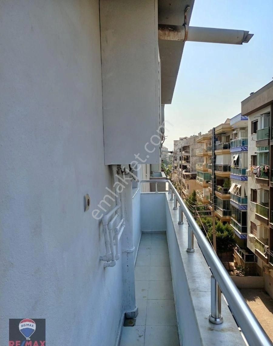 Karşıyaka Ordu Bulvarı'nda 6+1 Satılık Dublex Daire - Görsel 33