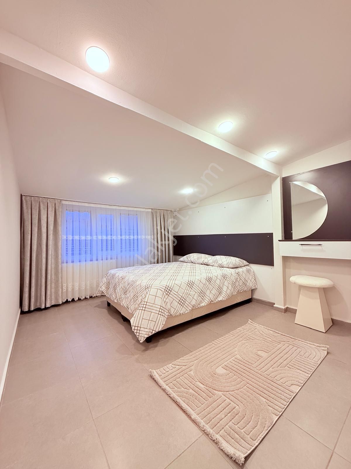 Foruma Yakın Sıfır Eşyalı Yatırımlık 1+1 Satılık Apart - Görsel 3