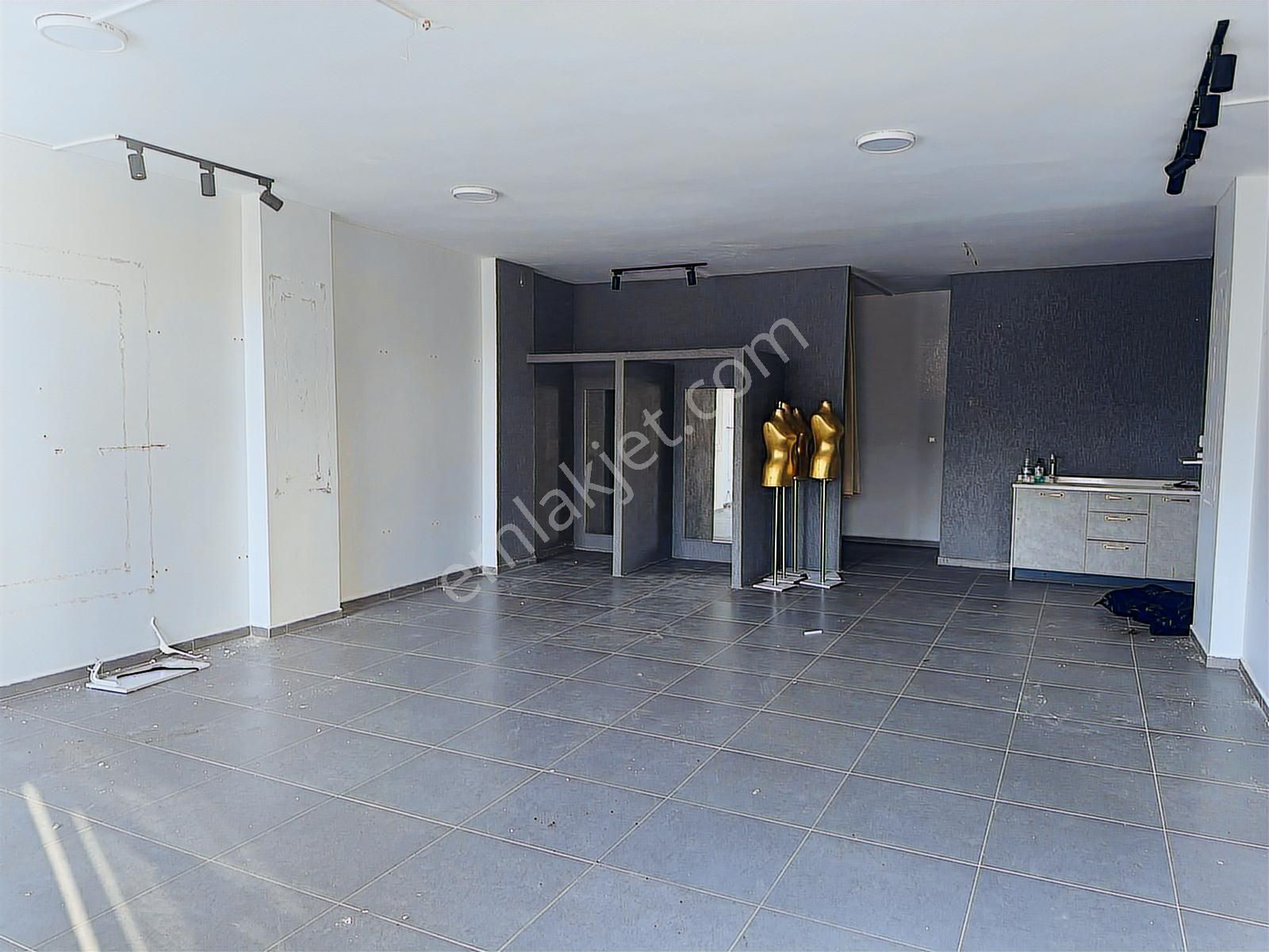Acil Araç Takaslı Hamitler Mah. 80 M2 Net Park Cepheli - Görsel 9