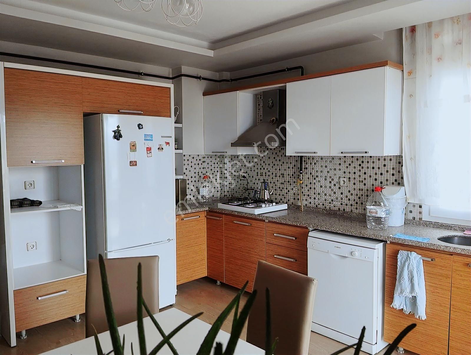 Alata Mahallesinde Satılık 3+1 Daire - Görsel 11