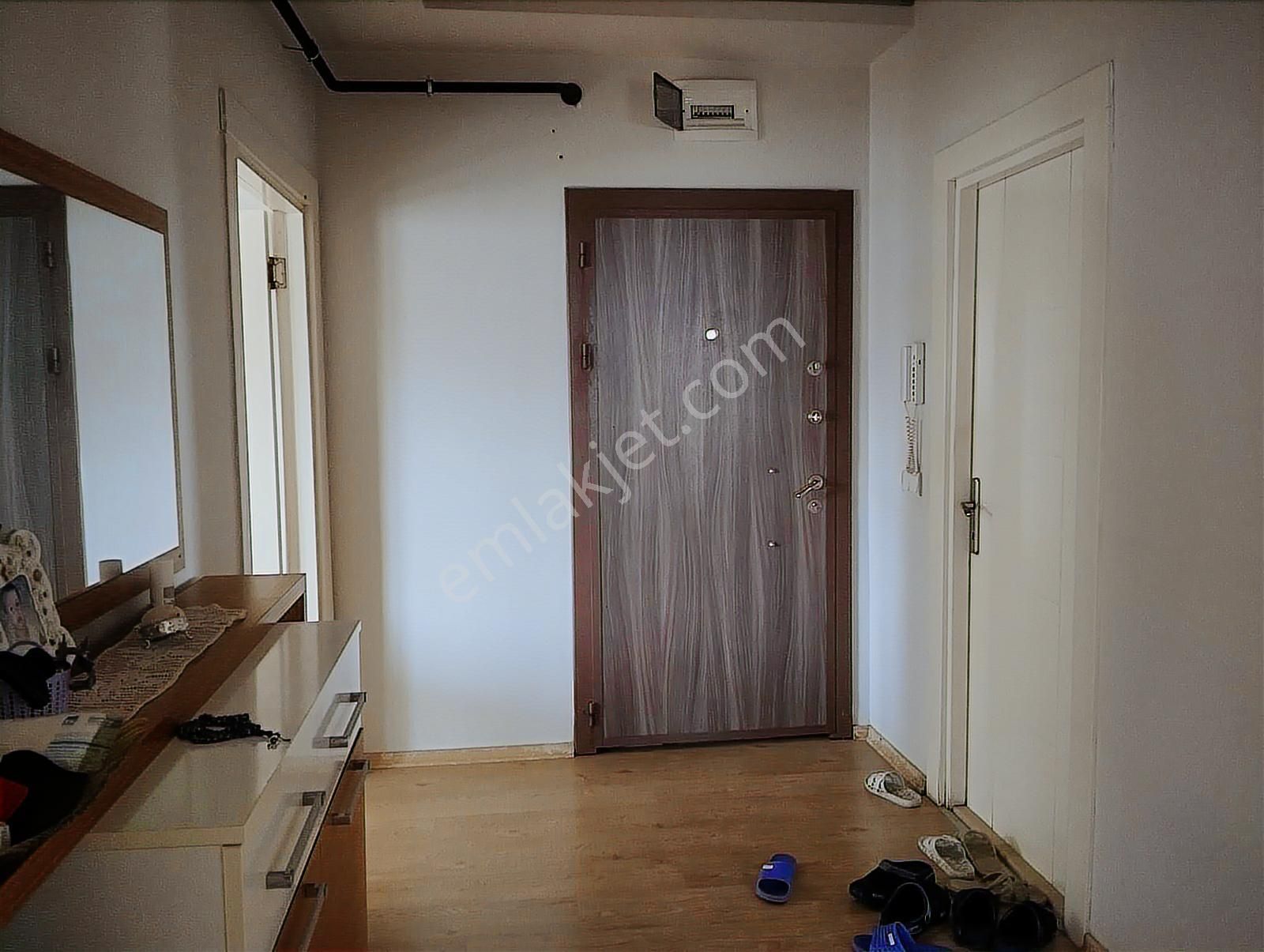 Alata Mahallesinde Satılık 3+1 Daire - Görsel 12