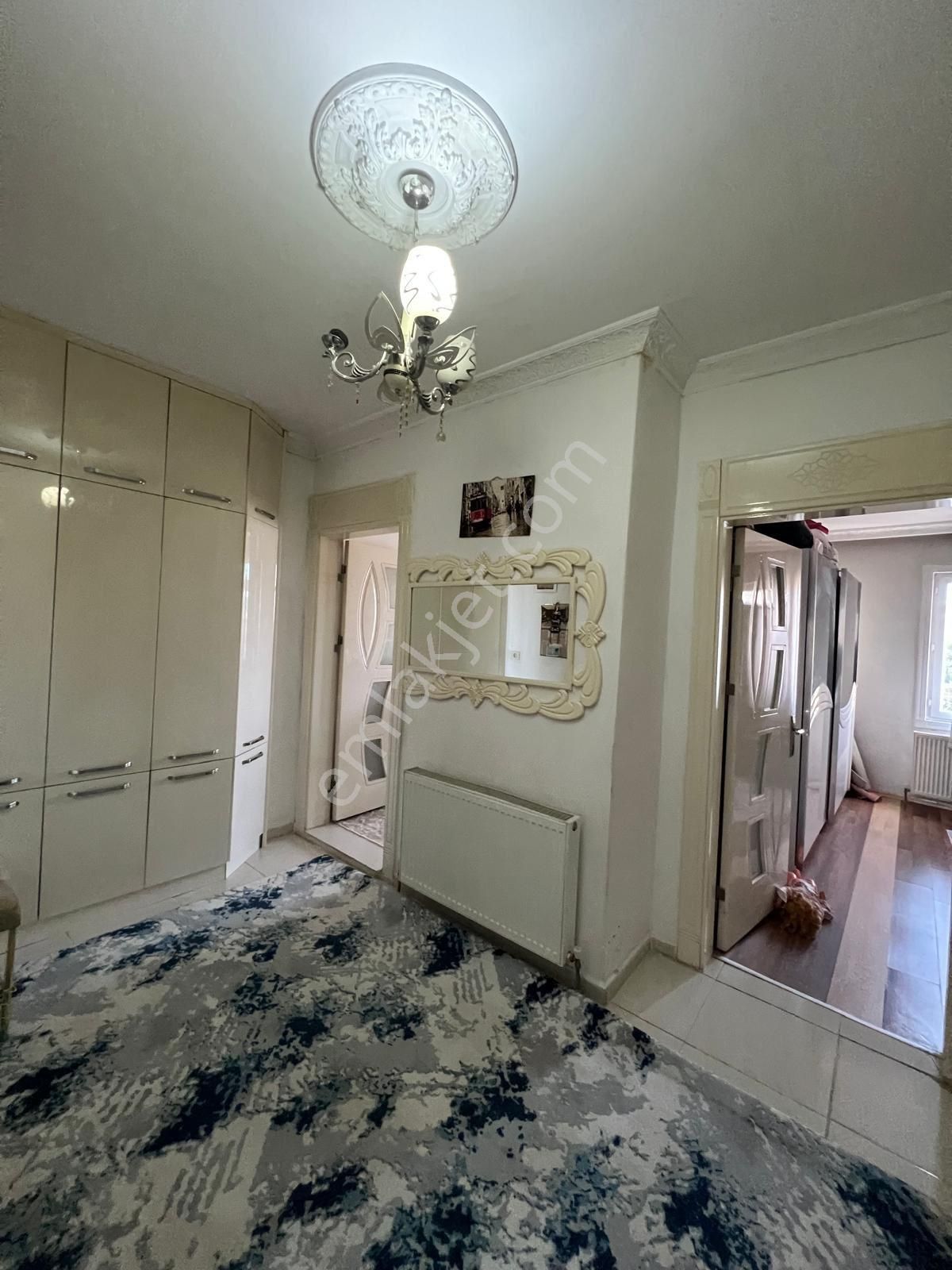 Nuray Gayrimenkulden İstiklalde Satılık 3 Katlı Arsa Tapulu Müstakil - Görsel 3