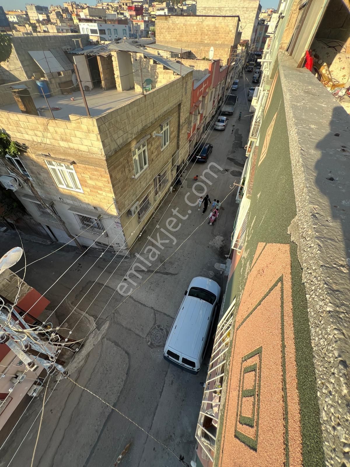 Nuray Gayrimenkulden İstiklalde Satılık 3 Katlı Arsa Tapulu Müstakil - Görsel 22