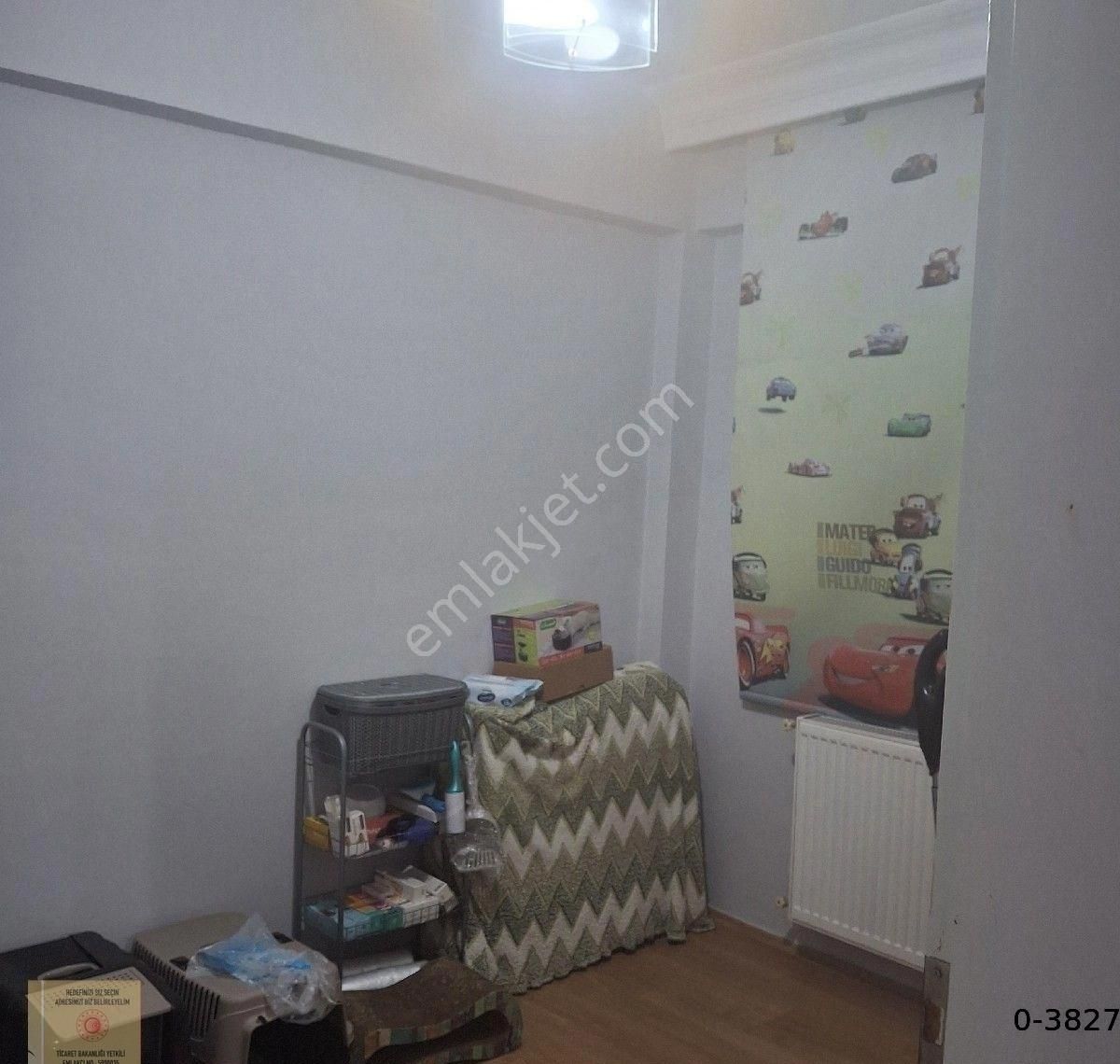 T.dağmuratlı Muradiye Mah.de Merkezi Konumda Geniş Kullanım Alanına Sahip(3+1)2.kt Daire Satılıktır