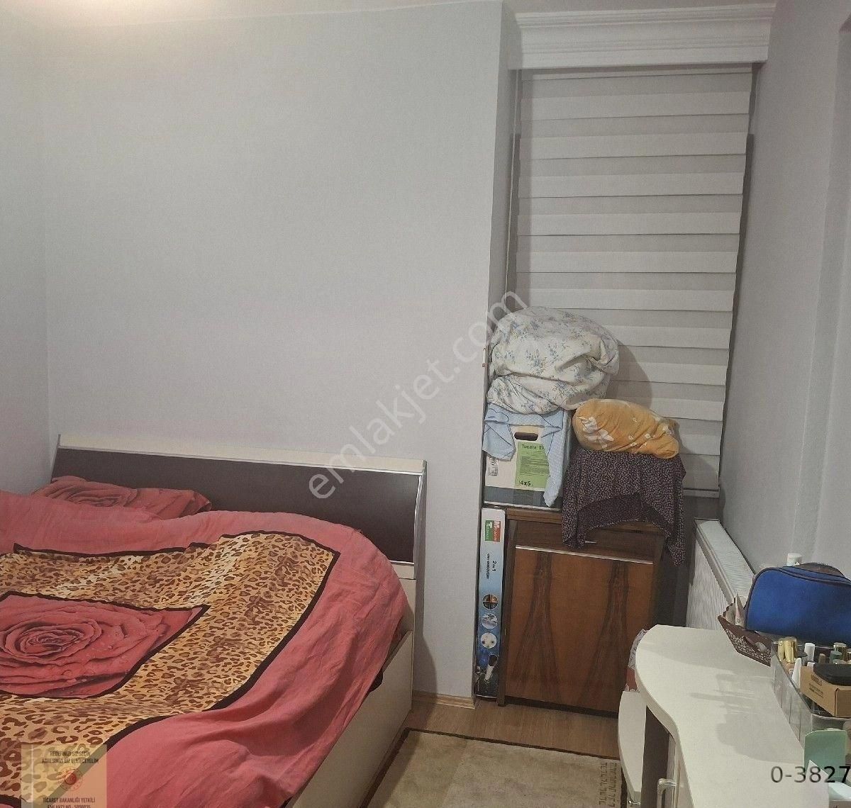 T.dağmuratlı Muradiye Mah.de Merkezi Konumda Geniş Kullanım Alanına Sahip(3+1)2.kt Daire Satılıktır - Görsel 24