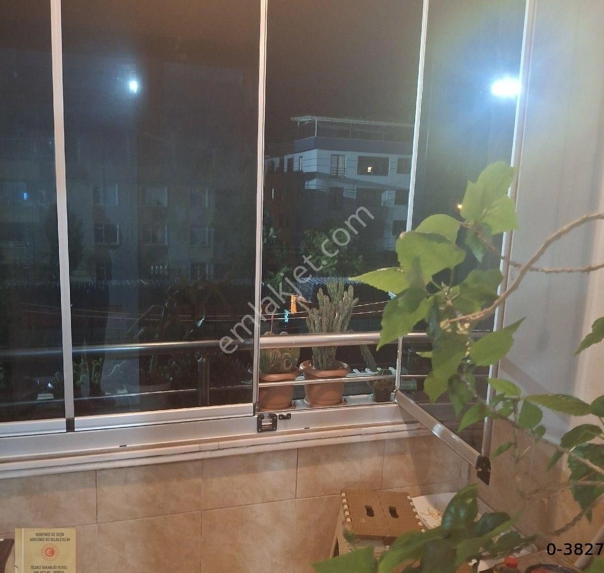 T.dağmuratlı Muradiye Mah.de Merkezi Konumda Geniş Kullanım Alanına Sahip(3+1)2.kt Daire Satılıktır - Görsel 30