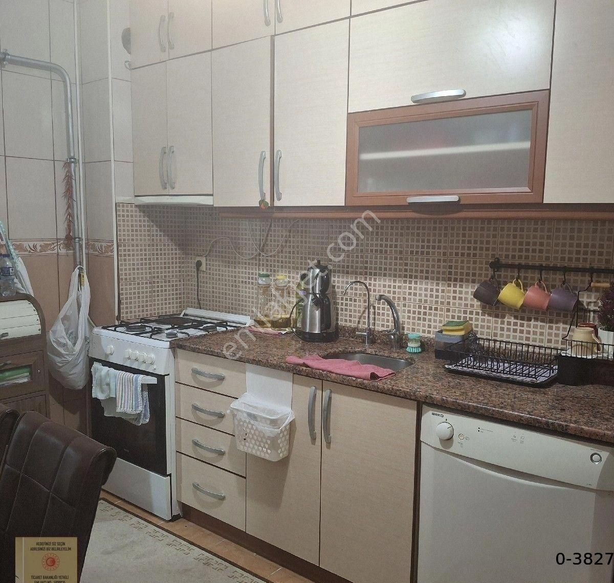 T.dağmuratlı Muradiye Mah.de Merkezi Konumda Geniş Kullanım Alanına Sahip(3+1)2.kt Daire Satılıktır - Görsel 32