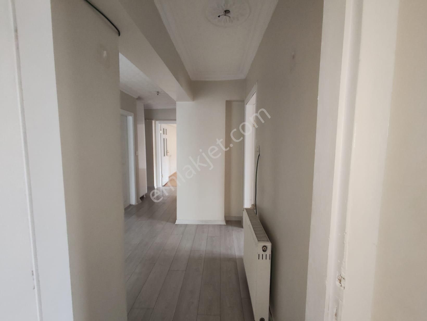 Yılmaz Gayrimenkul 3+1 Ön Cephe Kıralık Yapılı Masrafsız Mavı Okul Yanı - Görsel 8