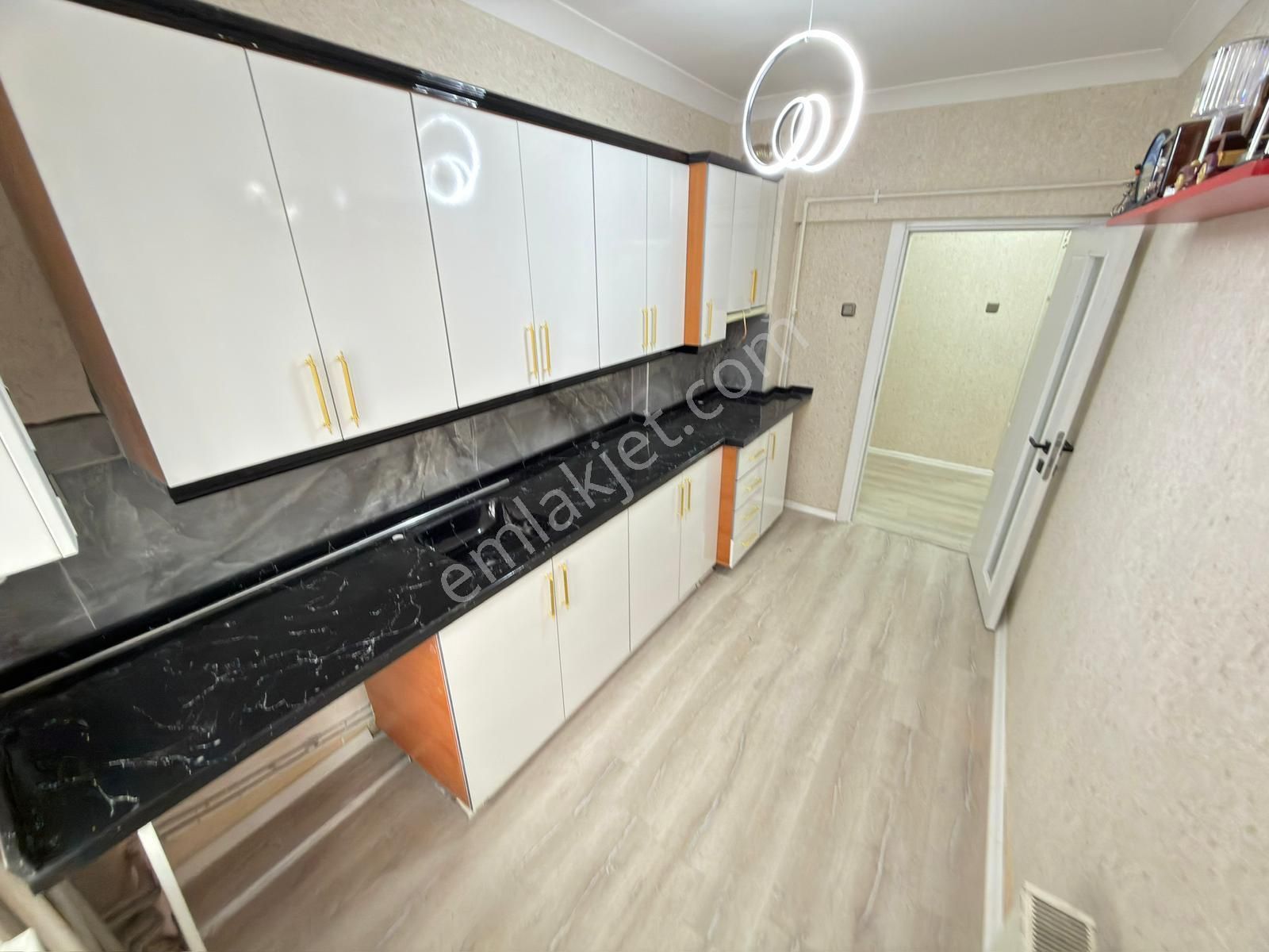 Kariyerden Etlik Şehrin Göbeğinde Satılık Lüks 3+1 Uygun Daire - Görsel 6