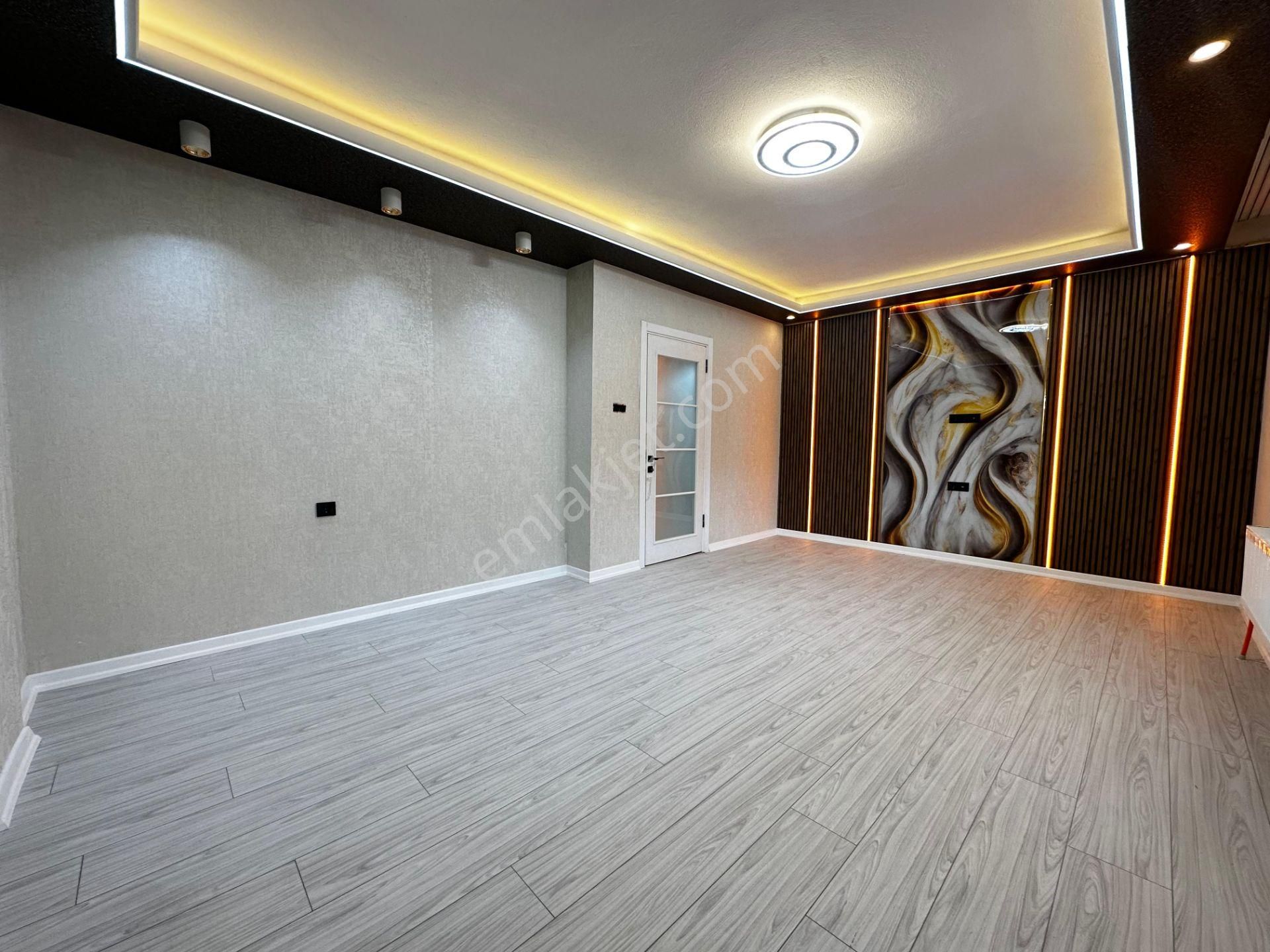 Kariyer Den Ayvalı'da Bağımsız 3+1 Katta Full Yapılı Balkonlu 3+1 Daire!!! - Görsel 3