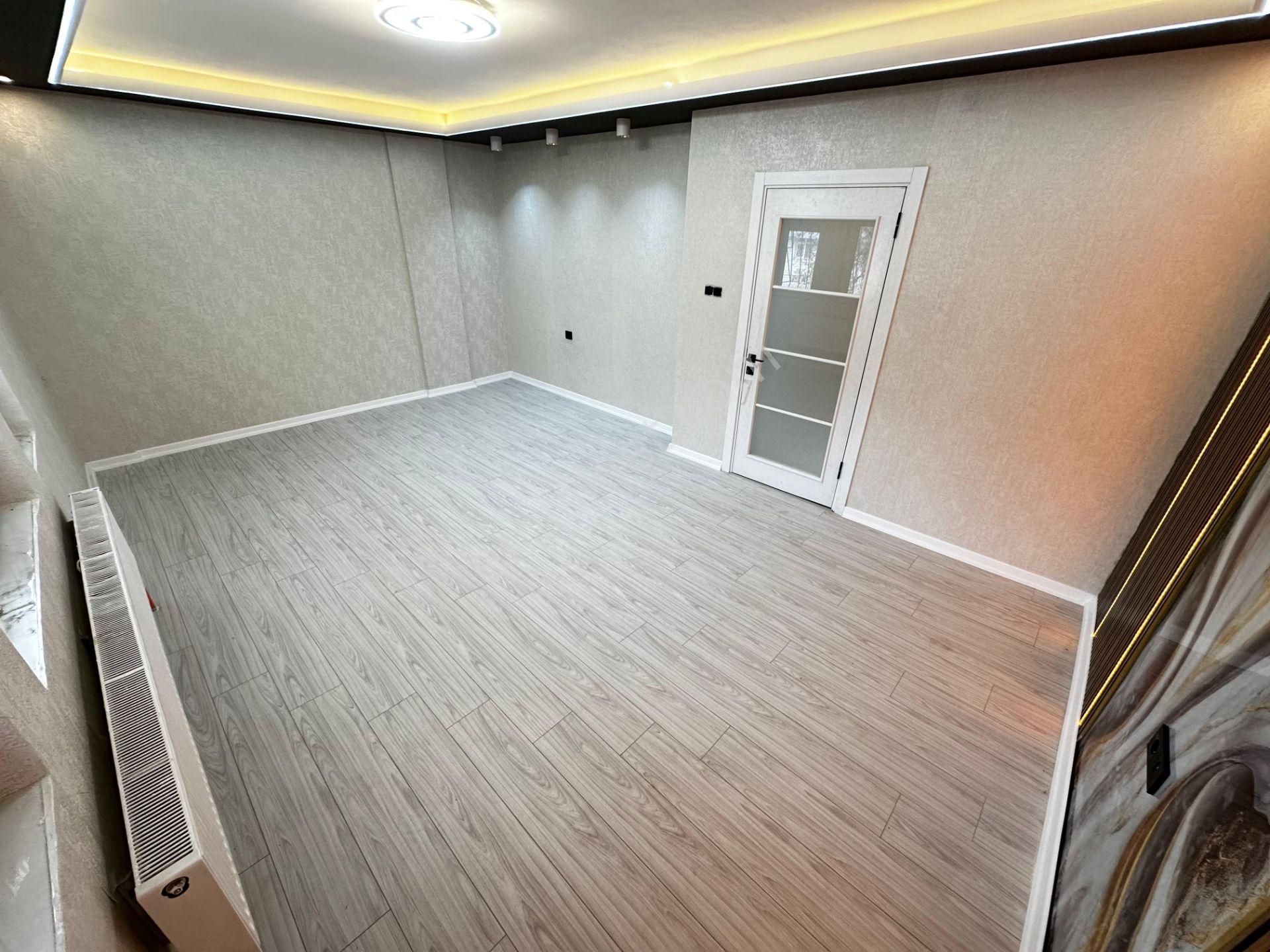 Kariyer Den Ayvalı'da Bağımsız 3+1 Katta Full Yapılı Balkonlu 3+1 Daire!!! - Görsel 9