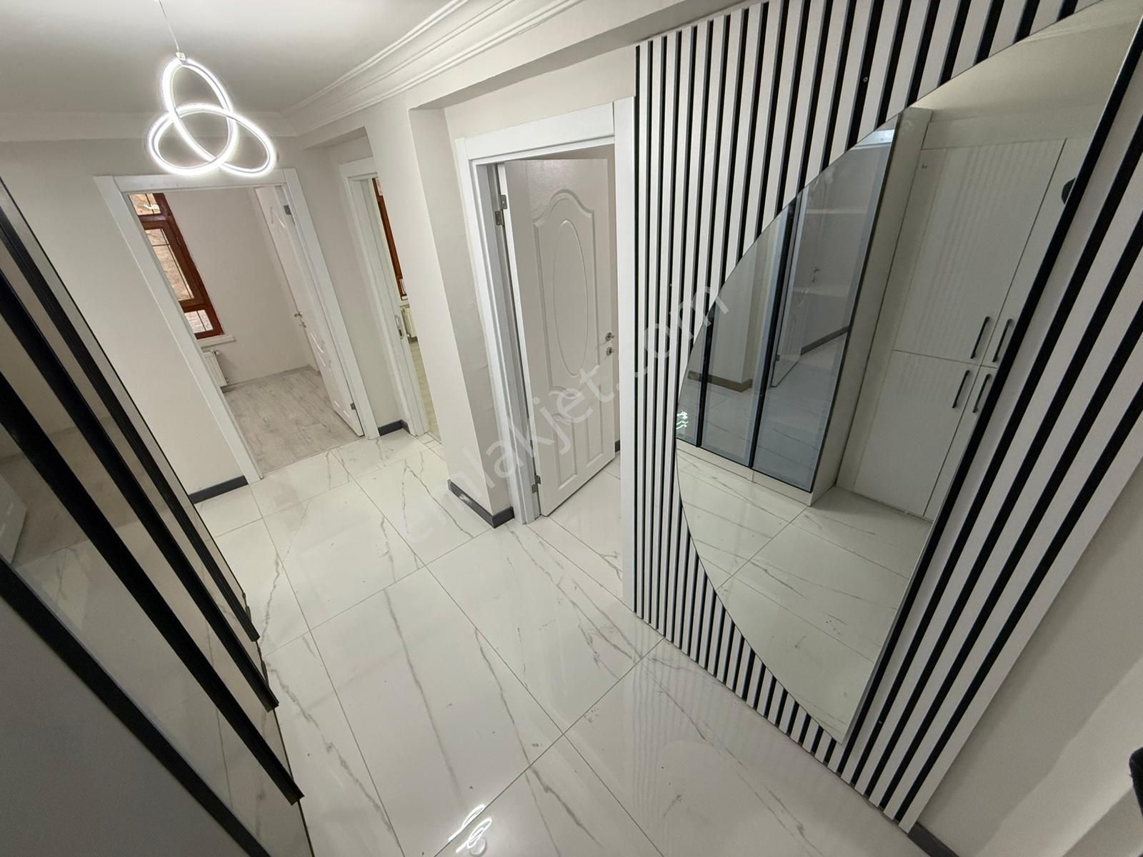 Yayla Merkezde Vadi Park Karşısı Giriş Fuul Yapılı 3+1 Daire - Görsel 25