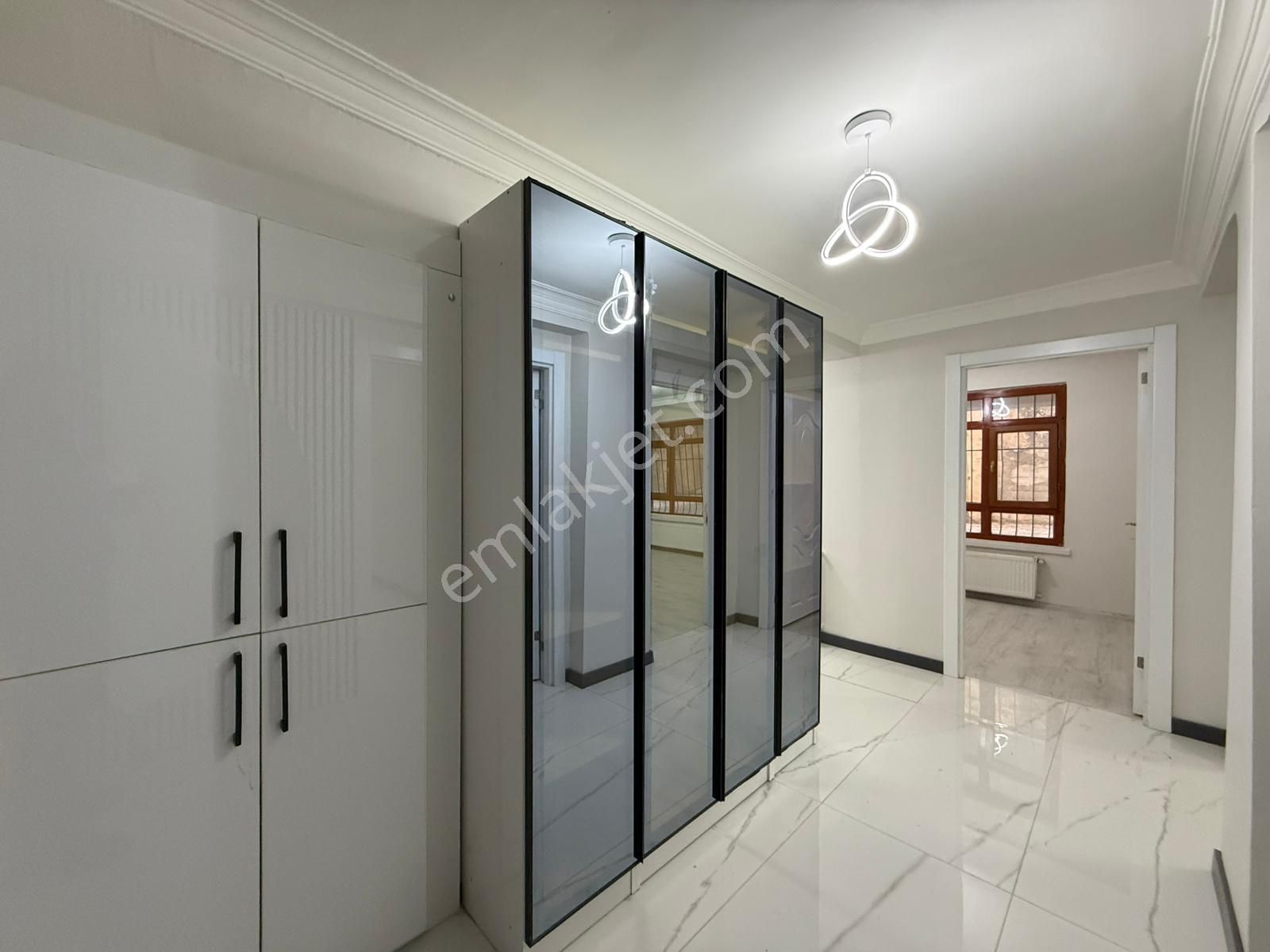 Yayla Merkezde Vadi Park Karşısı Giriş Fuul Yapılı 3+1 Daire - Görsel 23