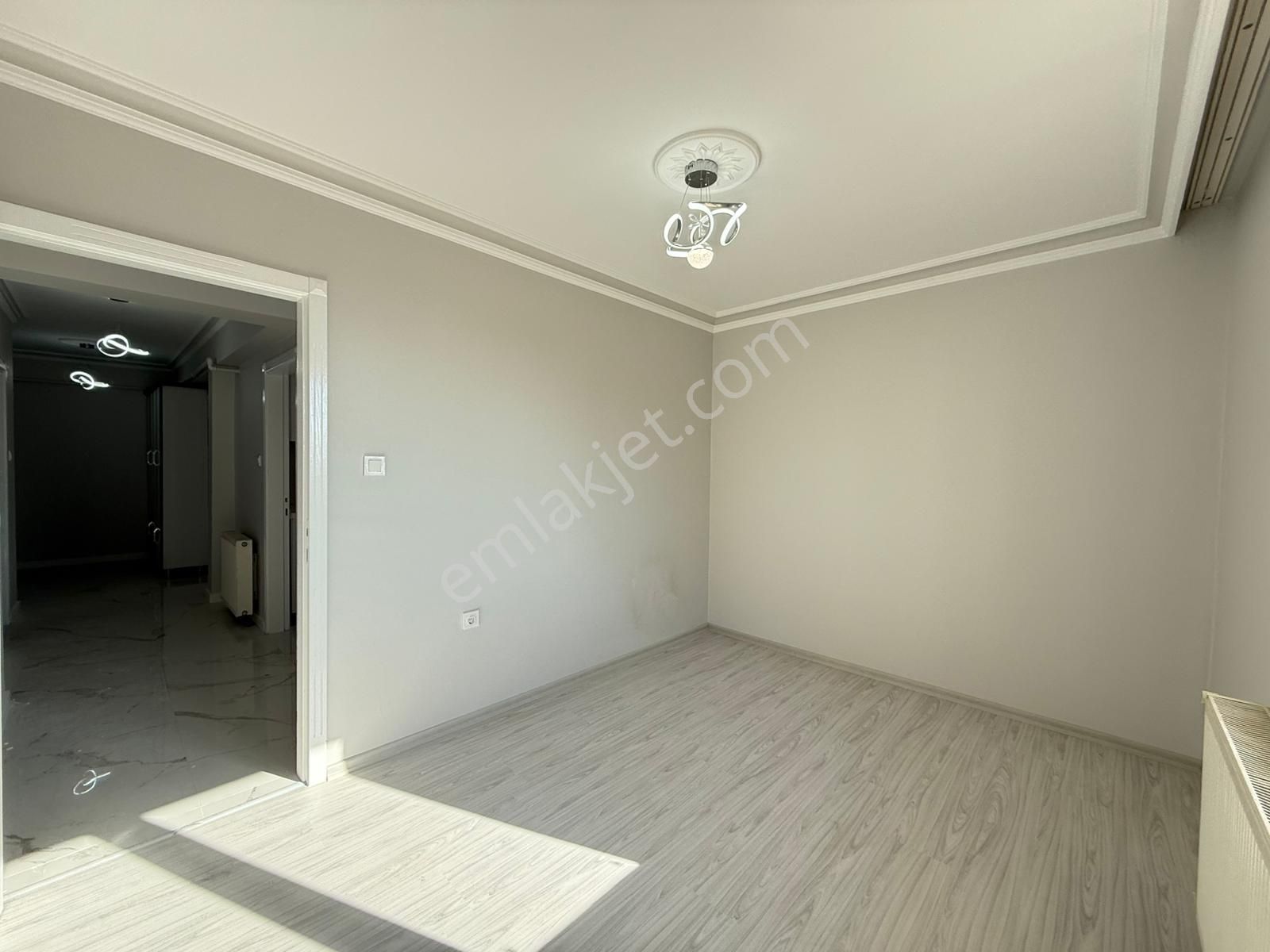 Kariyer'den Park Manzaralı Ultra Lüks Asansörlü 140m2 3+1 Daire - Görsel 21