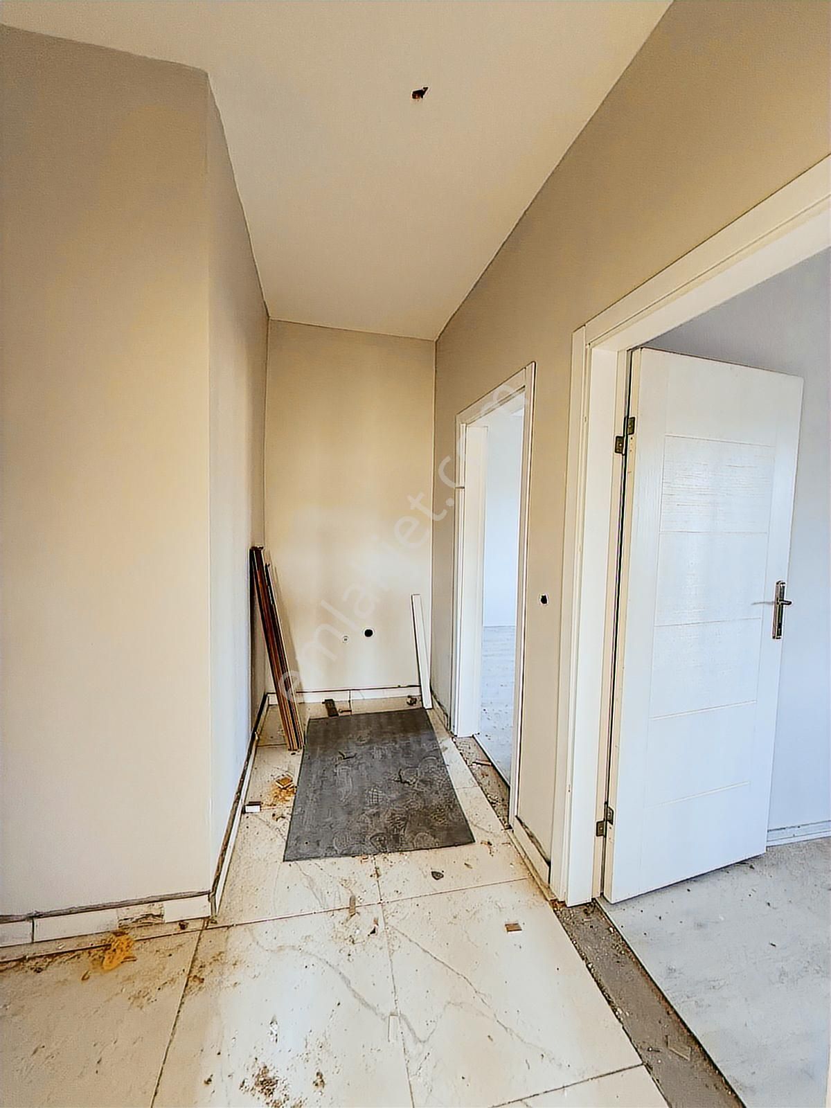 Sarımsaklı Ana Yola Sıfır 1122 M² 4+1 Villa Satışta - Görsel 20