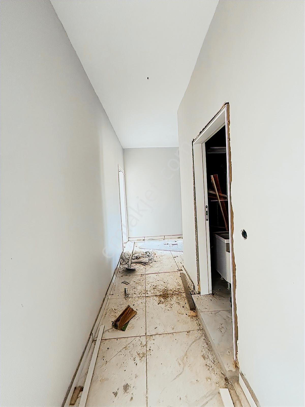 Sarımsaklı Ana Yola Sıfır 1122 M² 4+1 Villa Satışta - Görsel 15