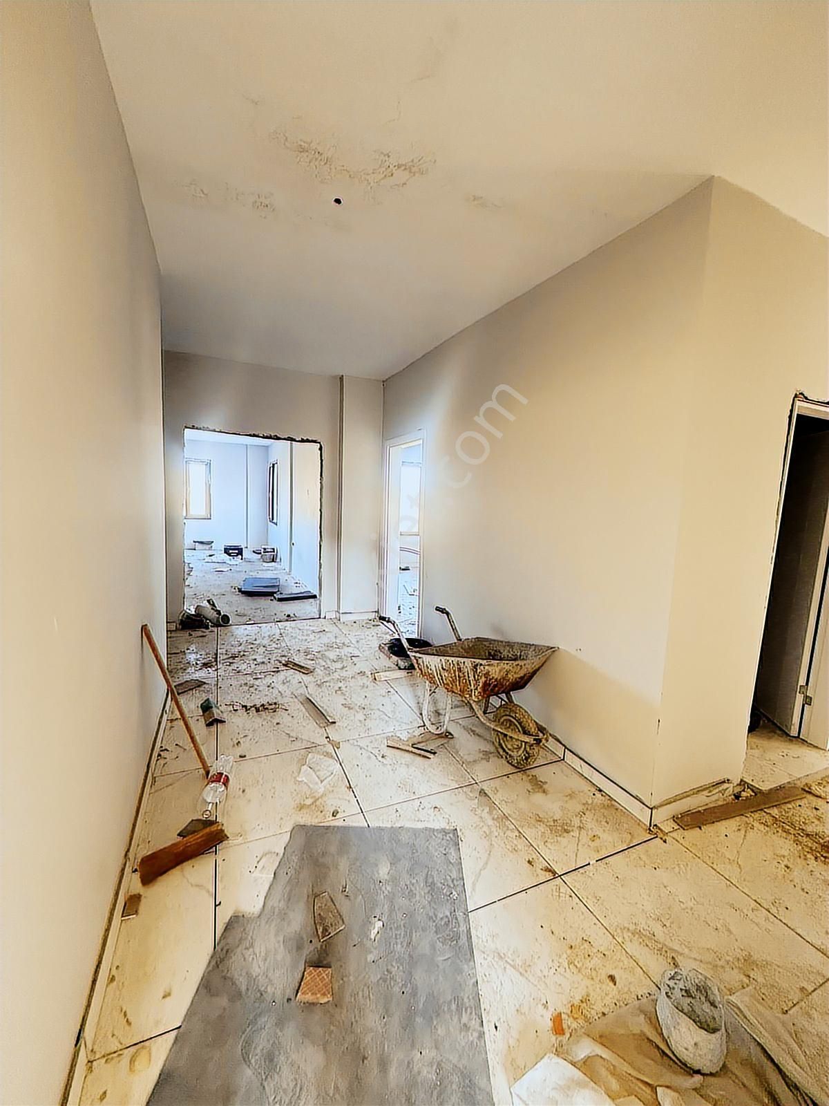 Sarımsaklı Ana Yola Sıfır 1122 M² 4+1 Villa Satışta - Görsel 7