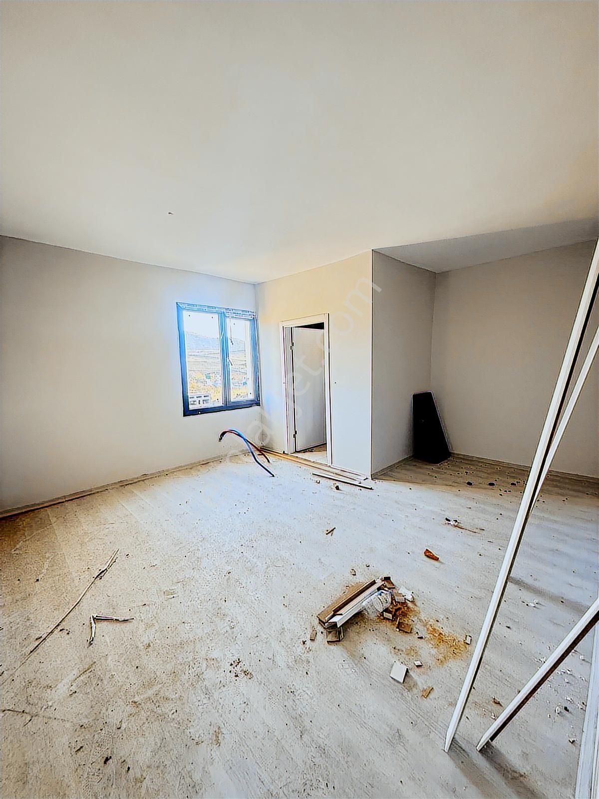 Sarımsaklı Ana Yola Sıfır 1122 M² 4+1 Villa Satışta - Görsel 11