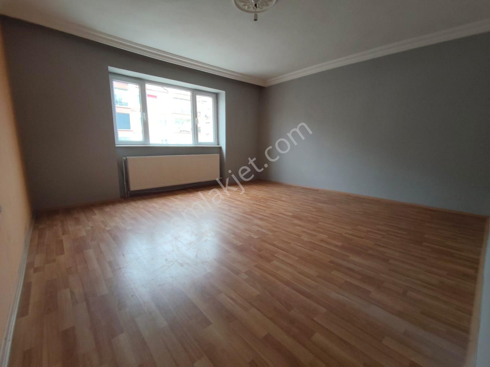 Yılmaz Gayrimenkul Sincan Merkezde 3+1 Ön Cephe Kıralık - Görsel 2