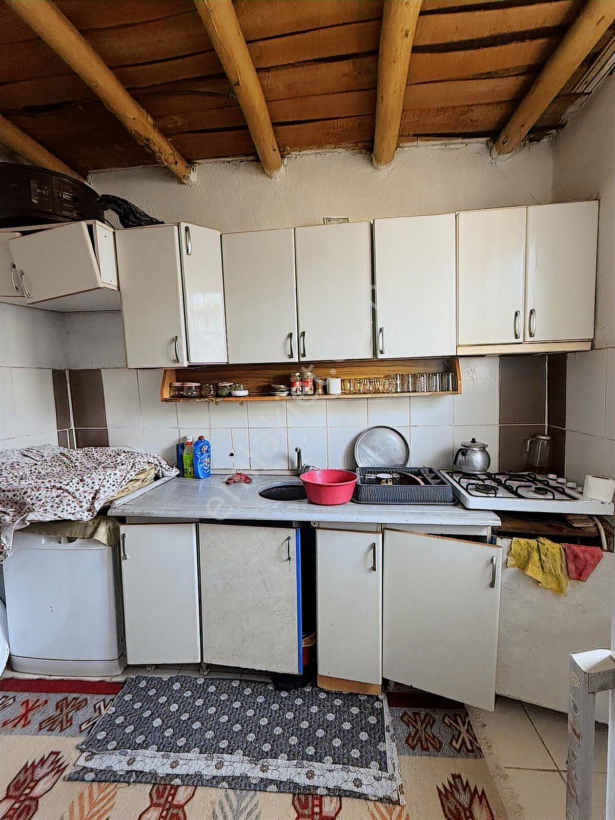 Yenidoğan Mahallesinde Satılık 3+1 Müstakil Ev Ve Bahçe - Görsel 31