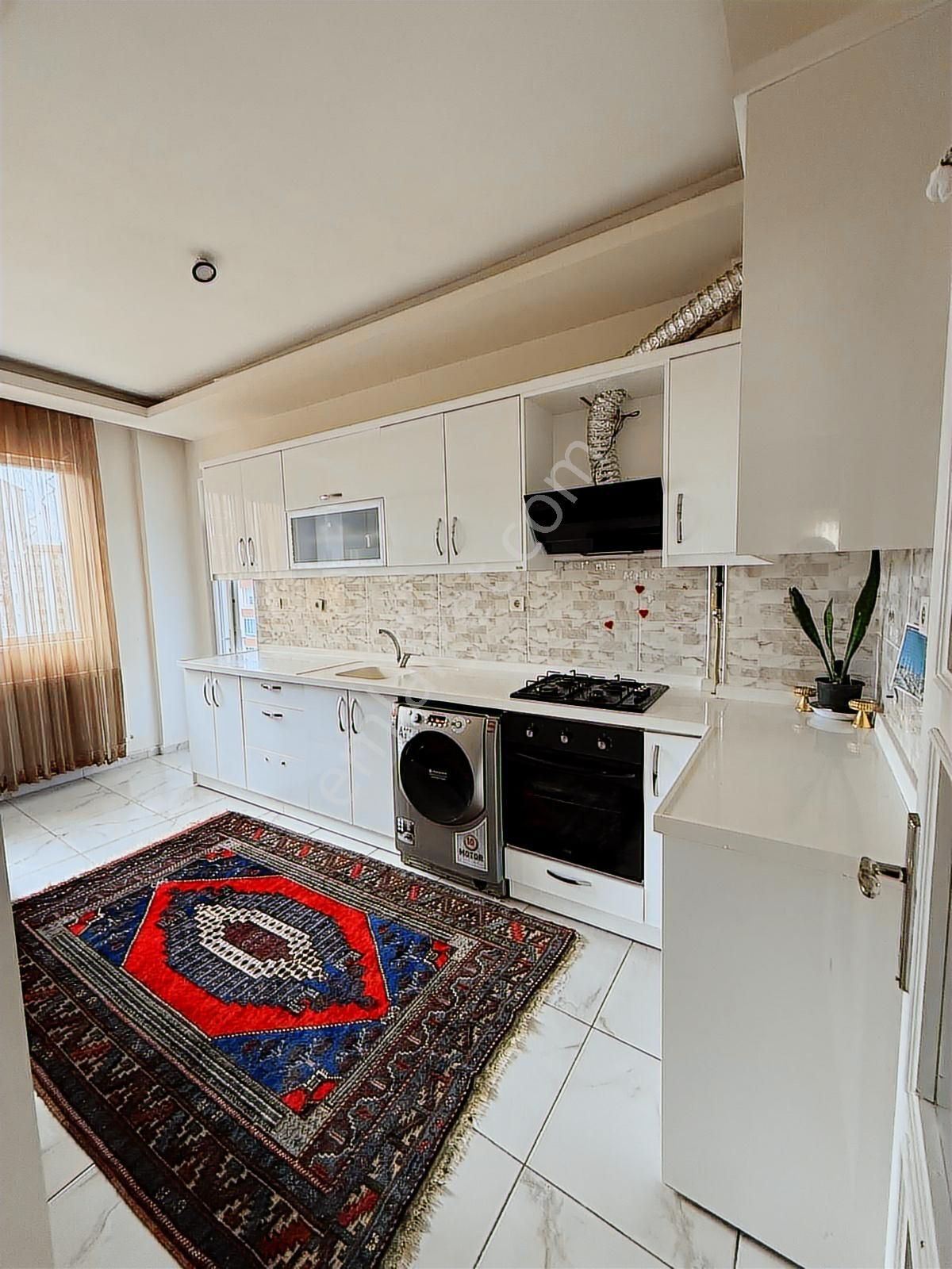 Serkent Bahçelievler Mahallesinde Satılık Son Kat Daire 170 M2 - Görsel 13