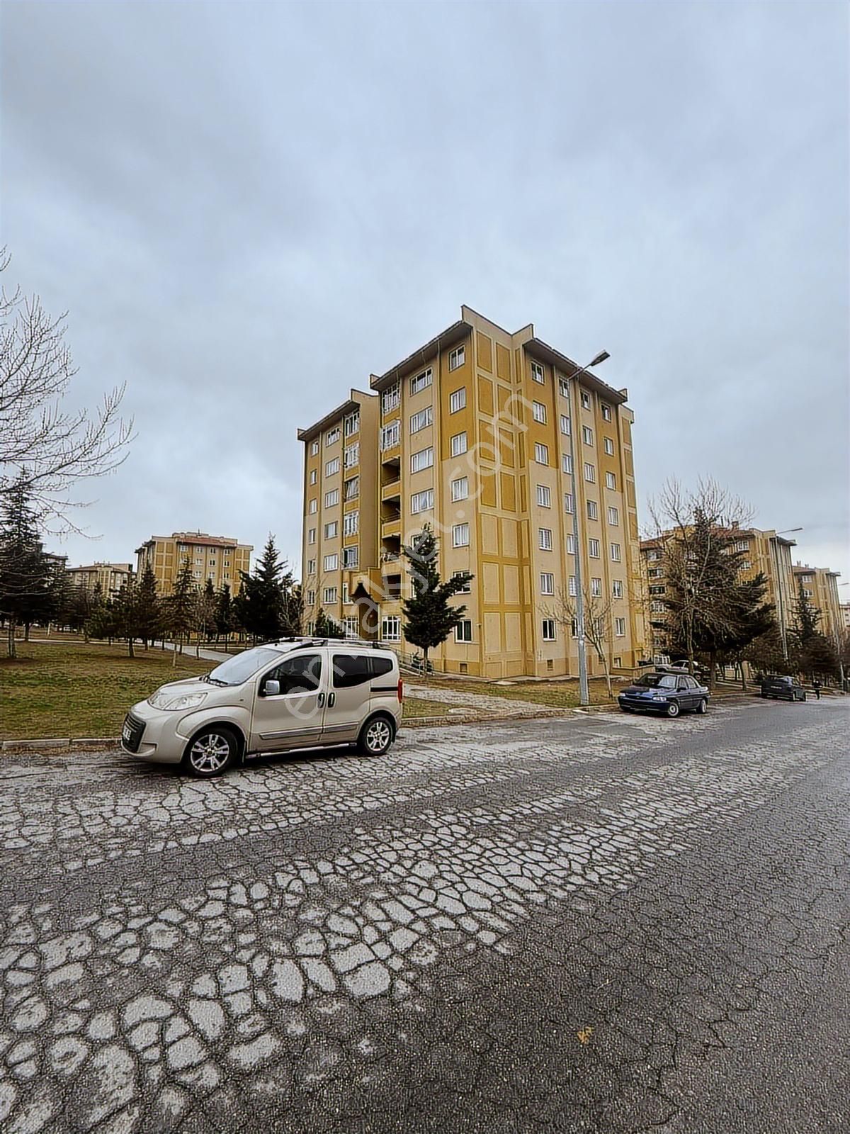 Toki'nin Büyük Dairesi! 6. Bölge Yüksek Krediye Uygun - Görsel 4